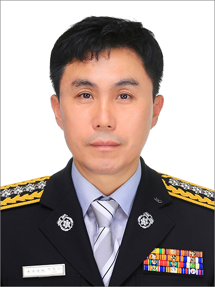 제15대 광주소방학교장 박동하.jpg